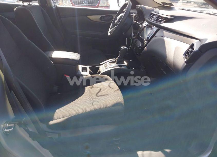 Photo 5 of 2021 Nissan Rogue SPORT S FWD XTRONIC CVT (VIN JN1BJ1AV8MW304575)