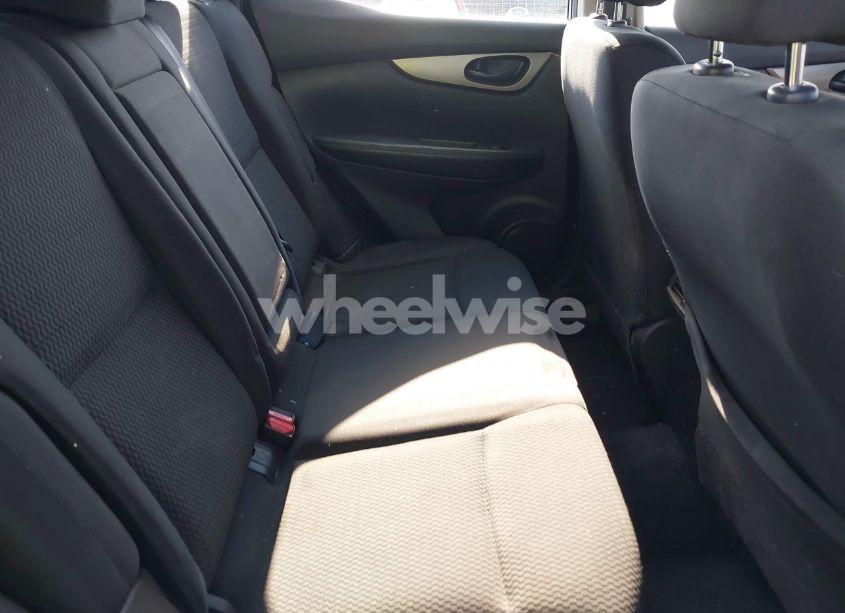 Photo 8 of 2021 Nissan Rogue SPORT S FWD XTRONIC CVT (VIN JN1BJ1AV8MW304575)