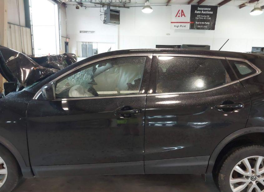 Photo 13 of 2021 Nissan Rogue SPORT S FWD XTRONIC CVT (VIN JN1BJ1AV8MW560988)