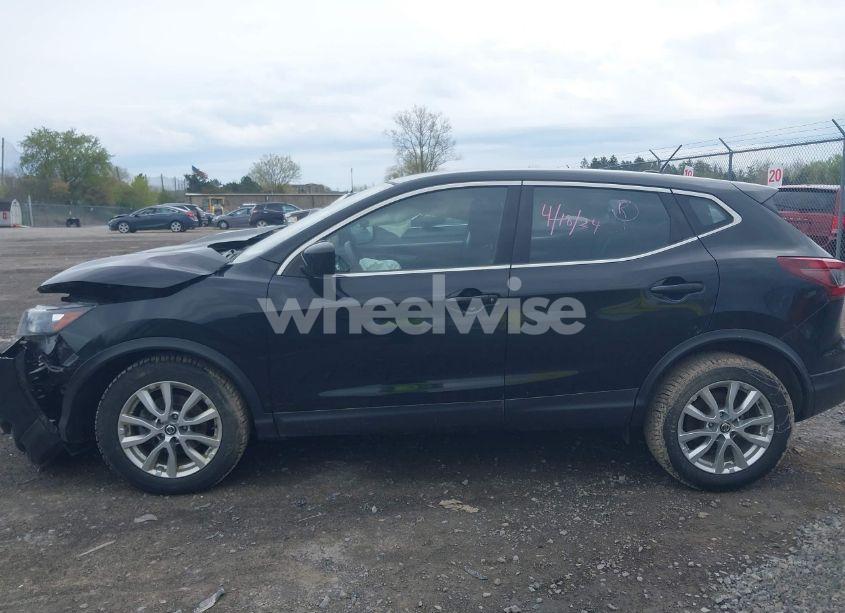 Photo 14 of 2021 Nissan Rogue SPORT S FWD XTRONIC CVT (VIN JN1BJ1AV8MW564068)