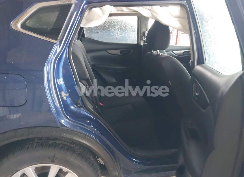 Photo 8 of 2021 Nissan Rogue SPORT S FWD XTRONIC CVT (VIN JN1BJ1AV9MW301717)