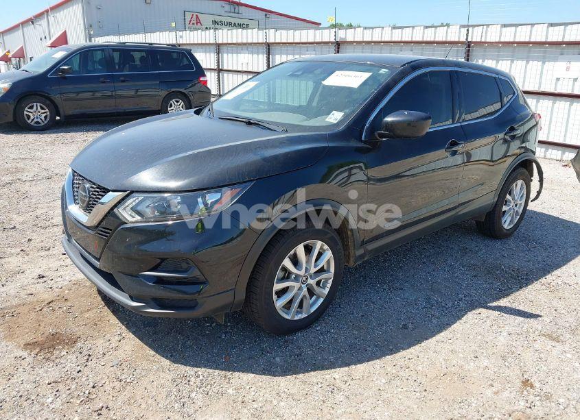 Photo 2 of 2021 Nissan Rogue SPORT S FWD XTRONIC CVT (VIN JN1BJ1AV9MW563365)