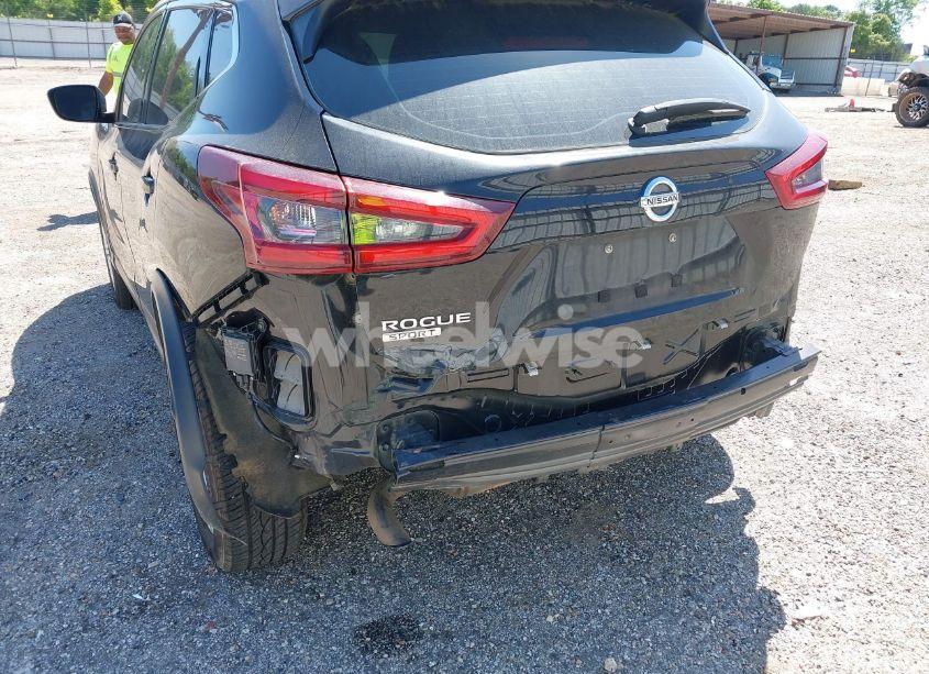 Photo 6 of 2021 Nissan Rogue SPORT S FWD XTRONIC CVT (VIN JN1BJ1AV9MW563365)