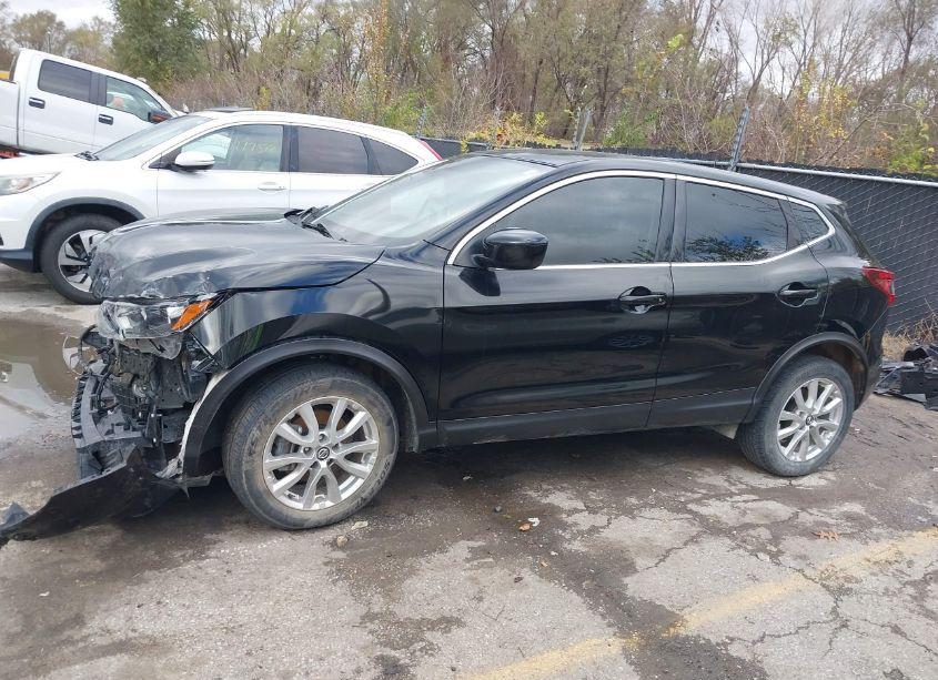 Photo 15 of 2021 Nissan Rogue SPORT S FWD XTRONIC CVT (VIN JN1BJ1AVXMW304268)
