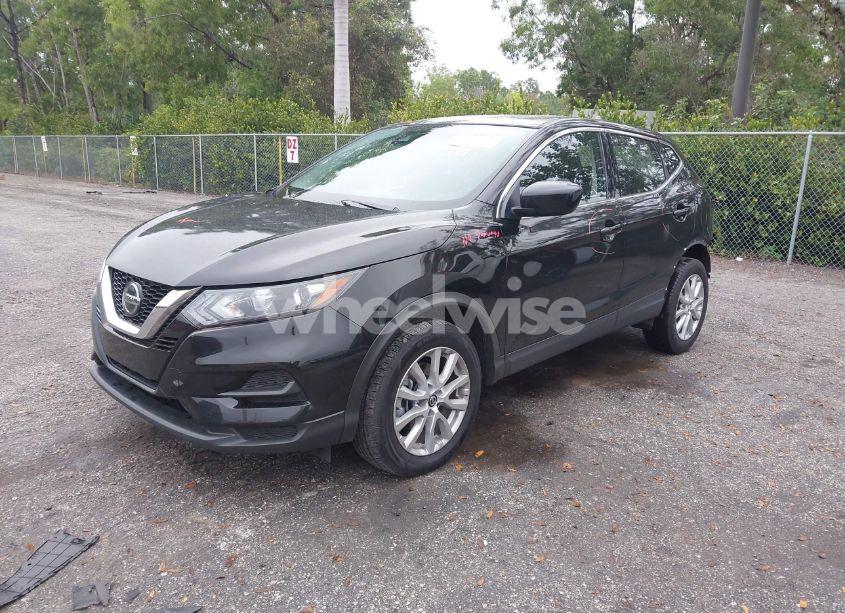 Photo 2 of 2022 Nissan Rogue SPORT S FWD XTRONIC CVT (VIN JN1BJ1AVXNW340334)