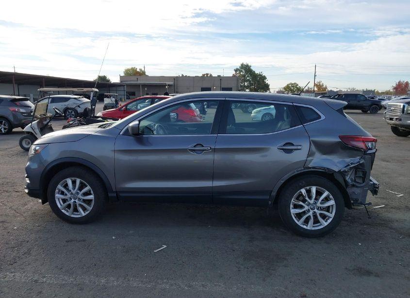 Photo 14 of 2022 Nissan Rogue SPORT S FWD XTRONIC CVT (VIN JN1BJ1AVXNW347624)