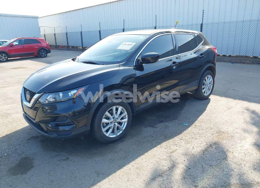 Photo 2 of 2021 Nissan Rogue SPORT S AWD XTRONIC CVT (VIN JN1BJ1AW0MW420796)