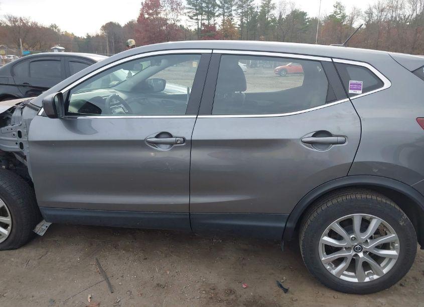 Photo 15 of 2021 Nissan Rogue SPORT S AWD XTRONIC CVT (VIN JN1BJ1AW0MW660947)