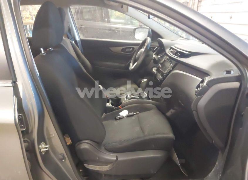 Photo 5 of 2021 Nissan Rogue SPORT S AWD XTRONIC CVT (VIN JN1BJ1AW2MW662909)