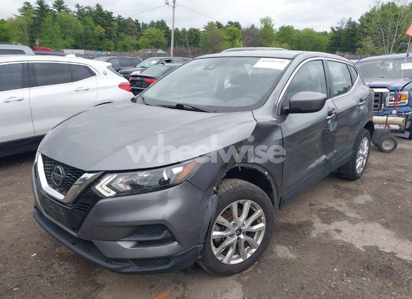 Photo 2 of 2021 Nissan Rogue SPORT S AWD XTRONIC CVT (VIN JN1BJ1AW2MW668676)