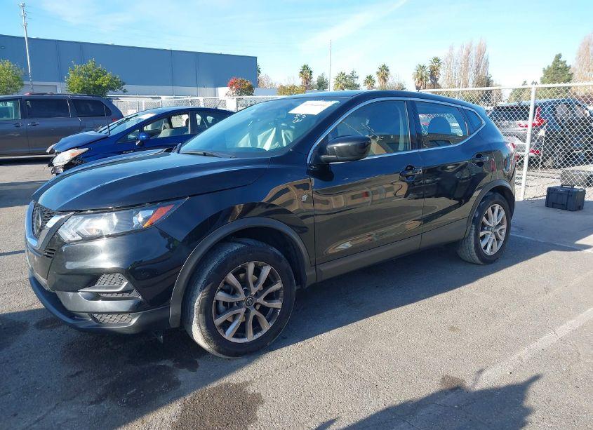 Photo 2 of 2021 Nissan Rogue SPORT S AWD XTRONIC CVT (VIN JN1BJ1AW2MW668984)