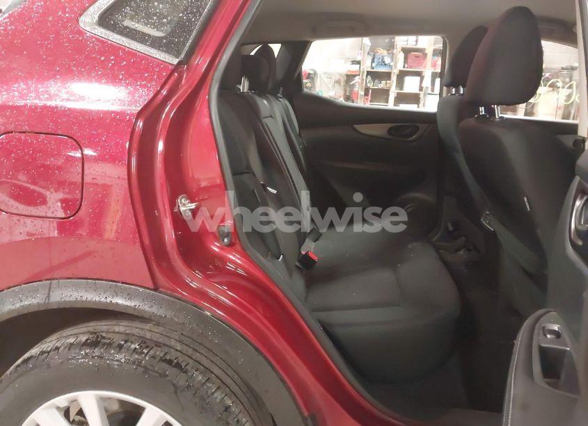 Photo 8 of 2022 Nissan Rogue SPORT S AWD XTRONIC CVT (VIN JN1BJ1AW2NW475560)