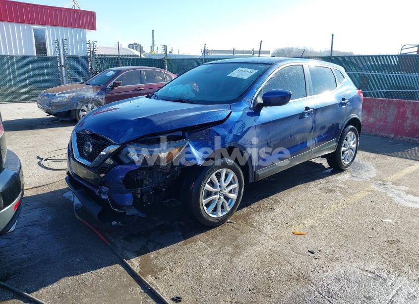 Photo 2 of 2021 Nissan Rogue SPORT S AWD XTRONIC CVT (VIN JN1BJ1AW3MW421196)
