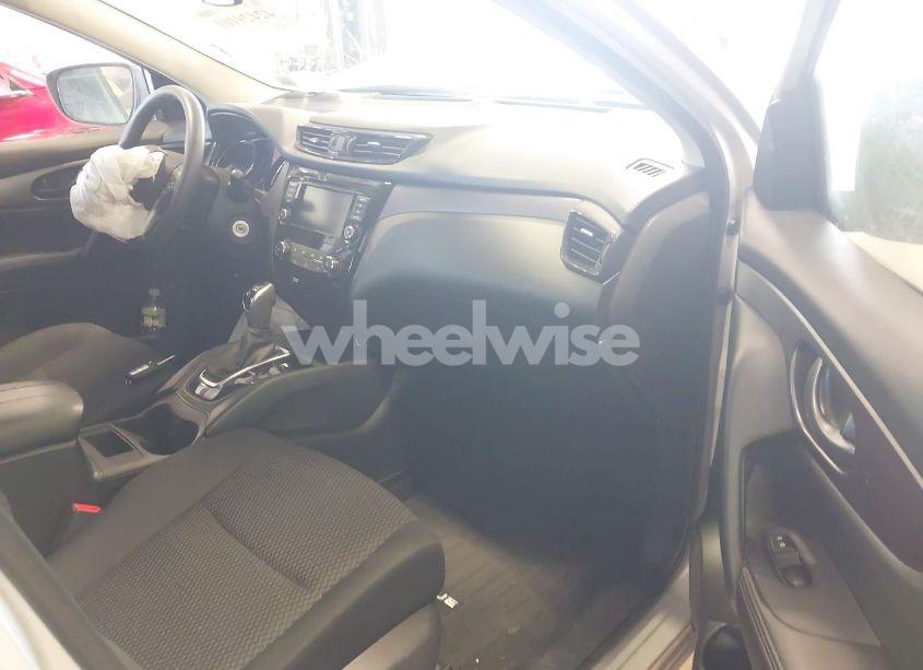 Photo 5 of 2021 Nissan Rogue SPORT S AWD XTRONIC CVT (VIN JN1BJ1AW4MW423054)