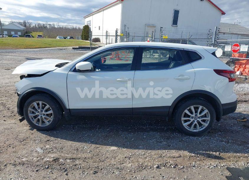 Photo 14 of 2021 Nissan Rogue SPORT S AWD XTRONIC CVT (VIN JN1BJ1AW4MW450707)