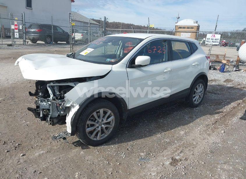 Photo 2 of 2021 Nissan Rogue SPORT S AWD XTRONIC CVT (VIN JN1BJ1AW4MW450707)