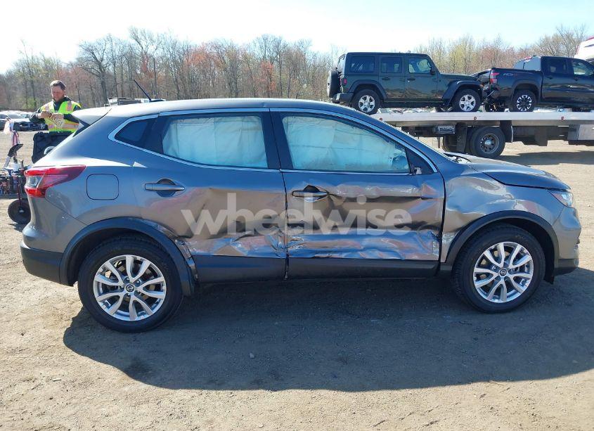 Photo 13 of 2022 Nissan Rogue SPORT S AWD XTRONIC CVT (VIN JN1BJ1AW4NW476659)