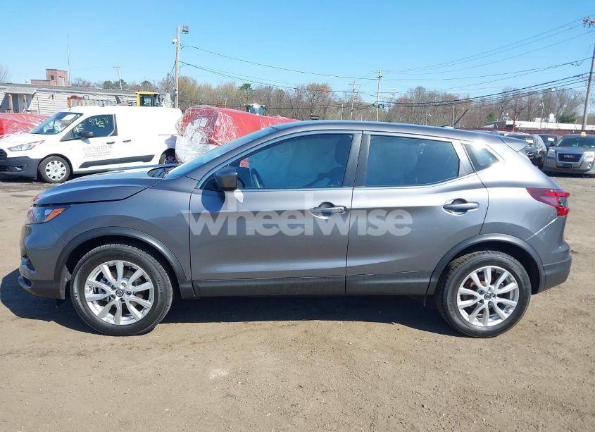 Photo 14 of 2022 Nissan Rogue SPORT S AWD XTRONIC CVT (VIN JN1BJ1AW4NW476659)