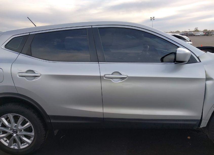 Photo 13 of 2021 Nissan Rogue SPORT S AWD XTRONIC CVT (VIN JN1BJ1AW5MW661303)