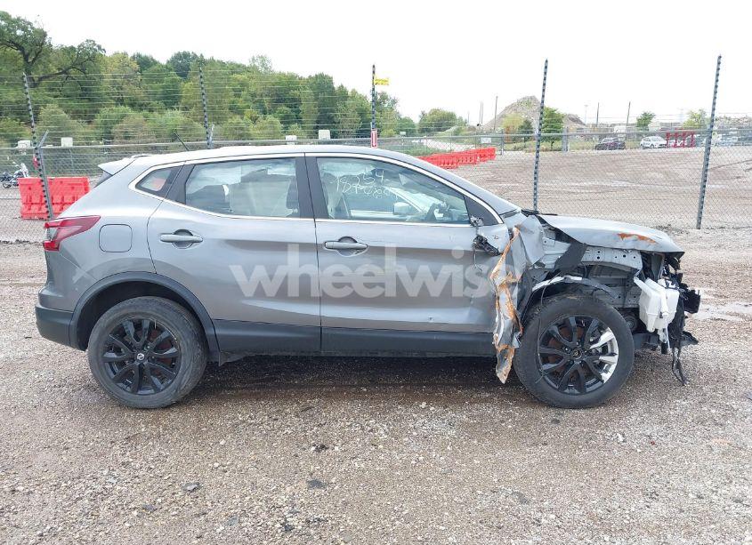Photo 13 of 2021 Nissan Rogue SPORT S AWD XTRONIC CVT (VIN JN1BJ1AW6MW424643)