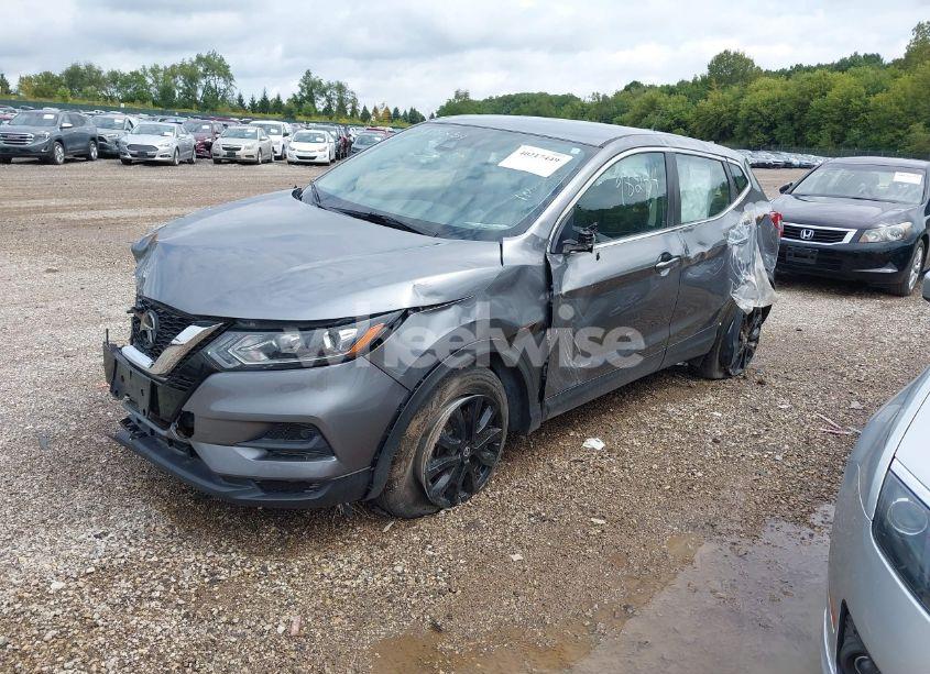 Photo 2 of 2021 Nissan Rogue SPORT S AWD XTRONIC CVT (VIN JN1BJ1AW6MW424643)