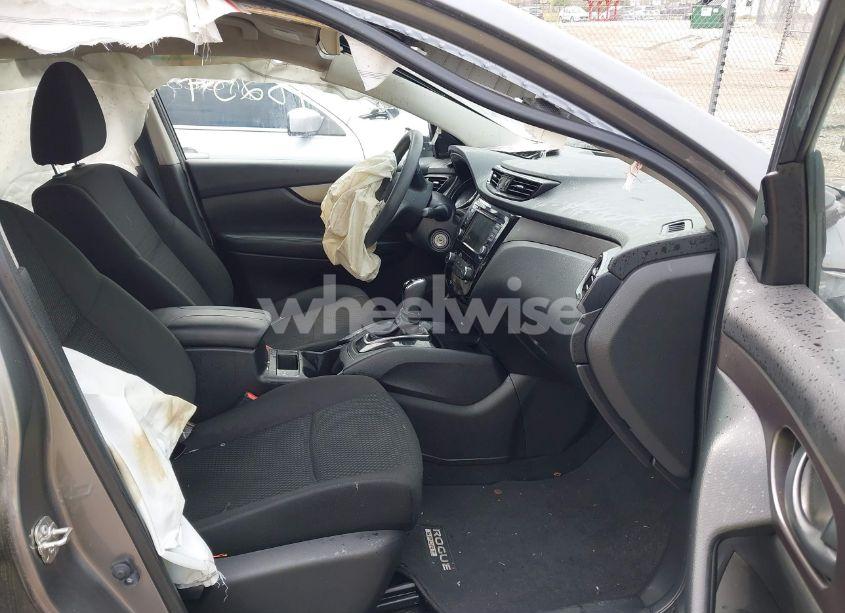 Photo 5 of 2021 Nissan Rogue SPORT S AWD XTRONIC CVT (VIN JN1BJ1AW6MW424643)