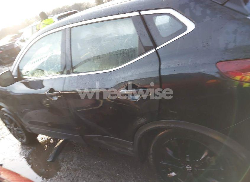 Photo 14 of 2021 Nissan Rogue SPORT S AWD XTRONIC CVT (VIN JN1BJ1AW6MW668230)