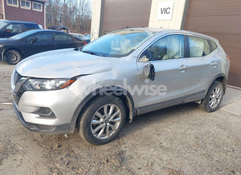 Photo 2 of 2021 Nissan Rogue SPORT S AWD XTRONIC CVT (VIN JN1BJ1AW7MW670584)
