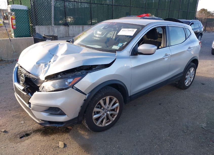 Photo 2 of 2021 Nissan Rogue SPORT S AWD XTRONIC CVT (VIN JN1BJ1AW8MW427320)