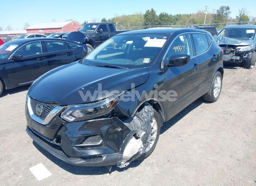 Photo 2 of 2022 Nissan Rogue SPORT S AWD XTRONIC CVT (VIN JN1BJ1AW9NW682849)