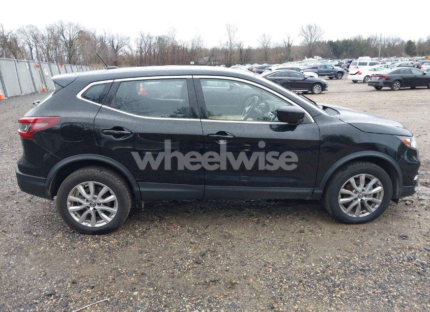 Photo 13 of 2021 Nissan Rogue SPORT S AWD XTRONIC CVT (VIN JN1BJ1AWXMW660387)
