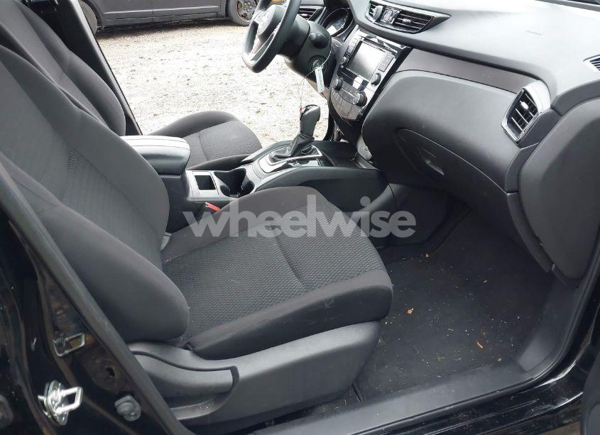 Photo 5 of 2021 Nissan Rogue SPORT S AWD XTRONIC CVT (VIN JN1BJ1AWXMW660387)