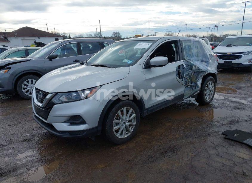 Photo 2 of 2021 Nissan Rogue SPORT S AWD XTRONIC CVT (VIN JN1BJ1AWXMW660504)