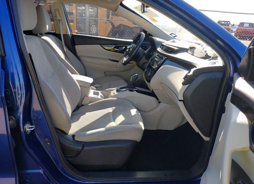 Photo 5 of 2021 Nissan Rogue SPORT SV FWD XTRONIC CVT (VIN JN1BJ1BV0MW318145)