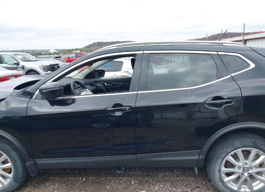 Photo 15 of 2021 Nissan Rogue SPORT SV FWD XTRONIC CVT (VIN JN1BJ1BV1MW317294)