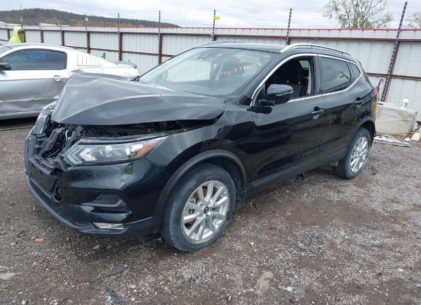 Photo 2 of 2021 Nissan Rogue SPORT SV FWD XTRONIC CVT (VIN JN1BJ1BV1MW317294)
