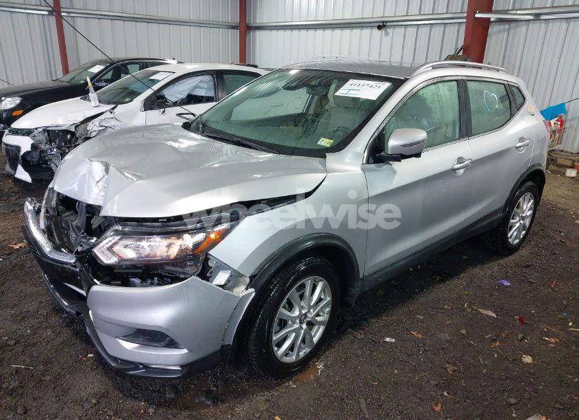 Photo 2 of 2021 Nissan Rogue SPORT SV FWD XTRONIC CVT (VIN JN1BJ1BV4MW566429)