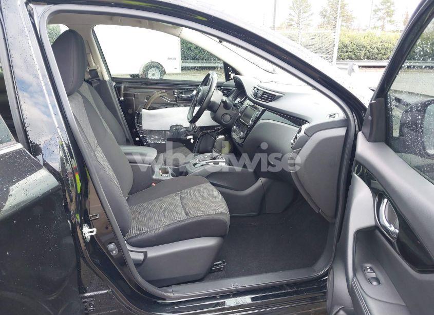 Photo 5 of 2022 Nissan Rogue SPORT SV FWD XTRONIC CVT (VIN JN1BJ1BV4NW582471)