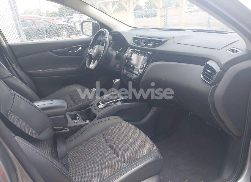 Photo 5 of 2022 Nissan Rogue SPORT SV FWD XTRONIC CVT (VIN JN1BJ1BV6NW340961)