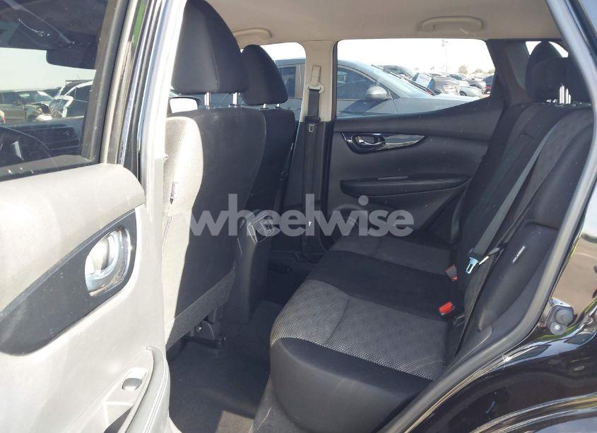Photo 8 of 2021 Nissan Rogue SPORT SV FWD XTRONIC CVT (VIN JN1BJ1BV7MW306297)