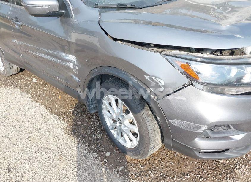 Photo 18 of 2021 Nissan Rogue SPORT SV FWD XTRONIC CVT (VIN JN1BJ1BV7MW566103)