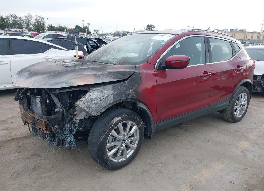 Photo 2 of 2021 Nissan Rogue SPORT SV FWD XTRONIC CVT (VIN JN1BJ1BV8MW318040)