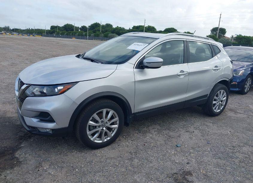Photo 2 of 2021 Nissan Rogue SPORT SV FWD XTRONIC CVT (VIN JN1BJ1BV8MW573206)