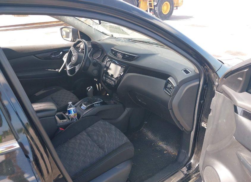 Photo 5 of 2021 Nissan Rogue SPORT SV FWD XTRONIC CVT (VIN JN1BJ1BV9MW322419)