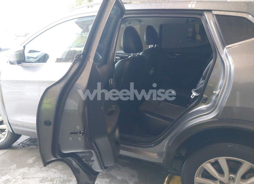 Photo 8 of 2022 Nissan Rogue SPORT SV FWD XTRONIC CVT (VIN JN1BJ1BV9NW347113)