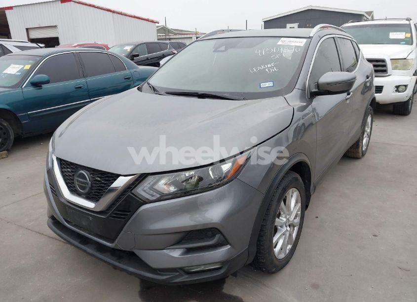 Photo 2 of 2021 Nissan Rogue SPORT SV FWD XTRONIC CVT (VIN JN1BJ1BVXMW323062)