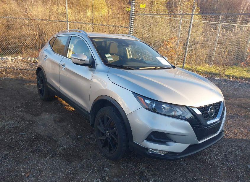2021 Nissan Rogue SPORT SV AWD XTRONIC CVT (VIN JN1BJ1BW0MW441940) main photo