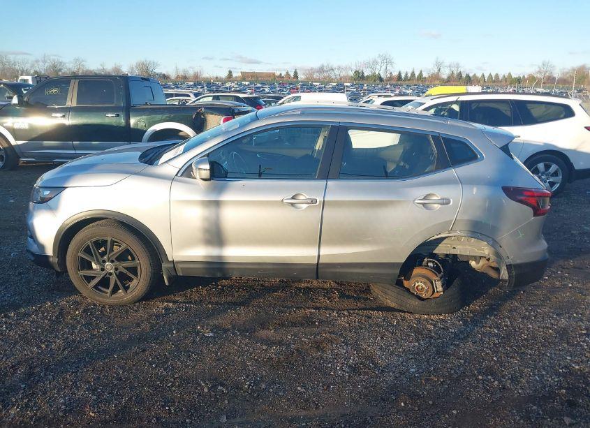 Photo 14 of 2021 Nissan Rogue SPORT SV AWD XTRONIC CVT (VIN JN1BJ1BW0MW441940)