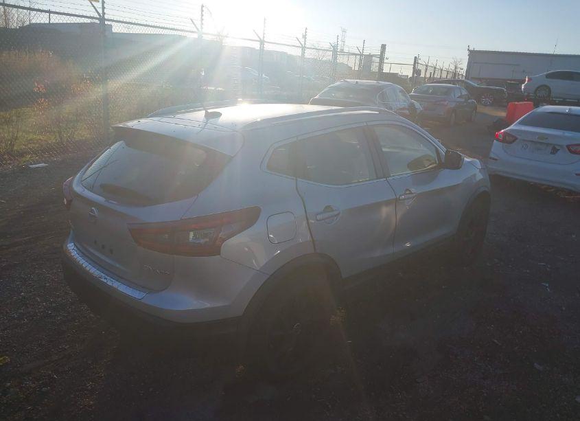 Photo 4 of 2021 Nissan Rogue SPORT SV AWD XTRONIC CVT (VIN JN1BJ1BW0MW441940)