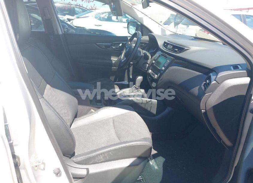 Photo 5 of 2022 Nissan Rogue SPORT SV AWD XTRONIC CVT (VIN JN1BJ1BW0NW487477)